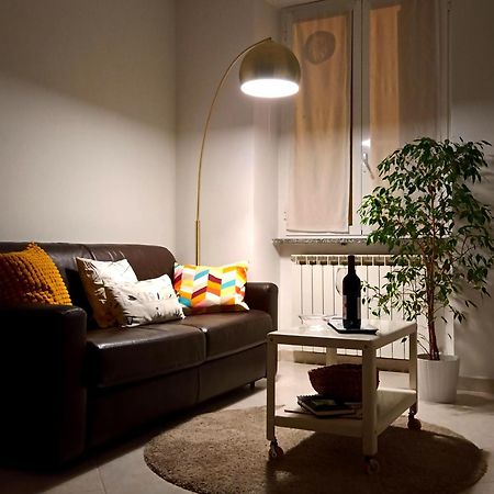 Apartament A Casa Di Pizz - Bilocale Con Parcheggio Privato Savona Zewnętrze zdjęcie