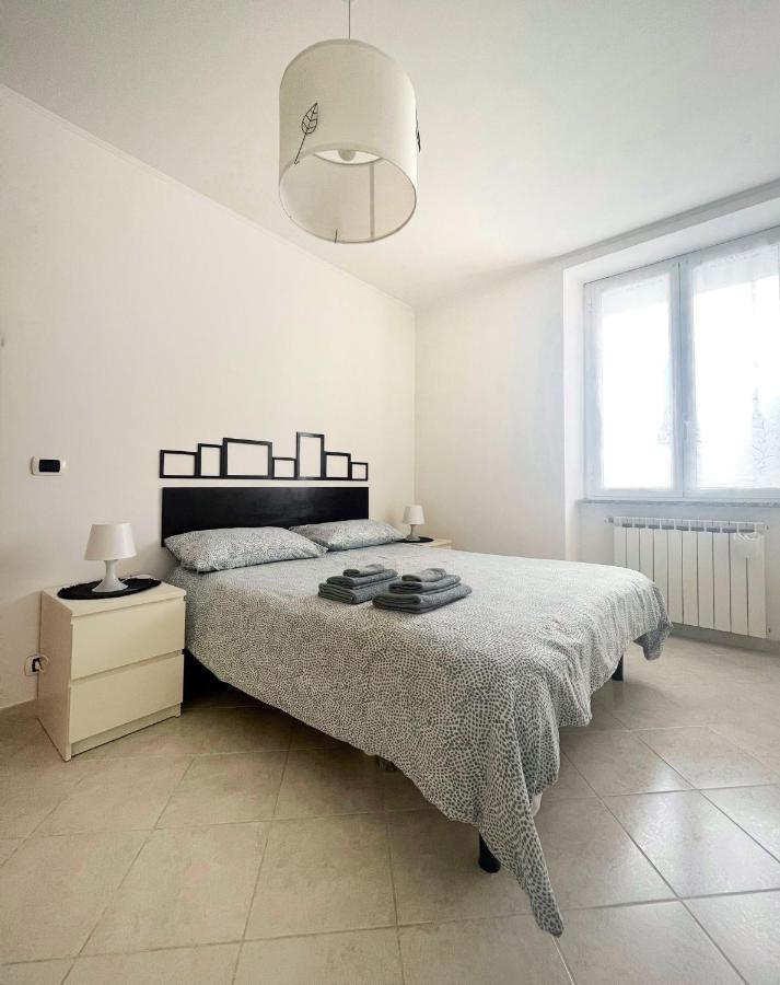 Apartament A Casa Di Pizz - Bilocale Con Parcheggio Privato Savona Zewnętrze zdjęcie