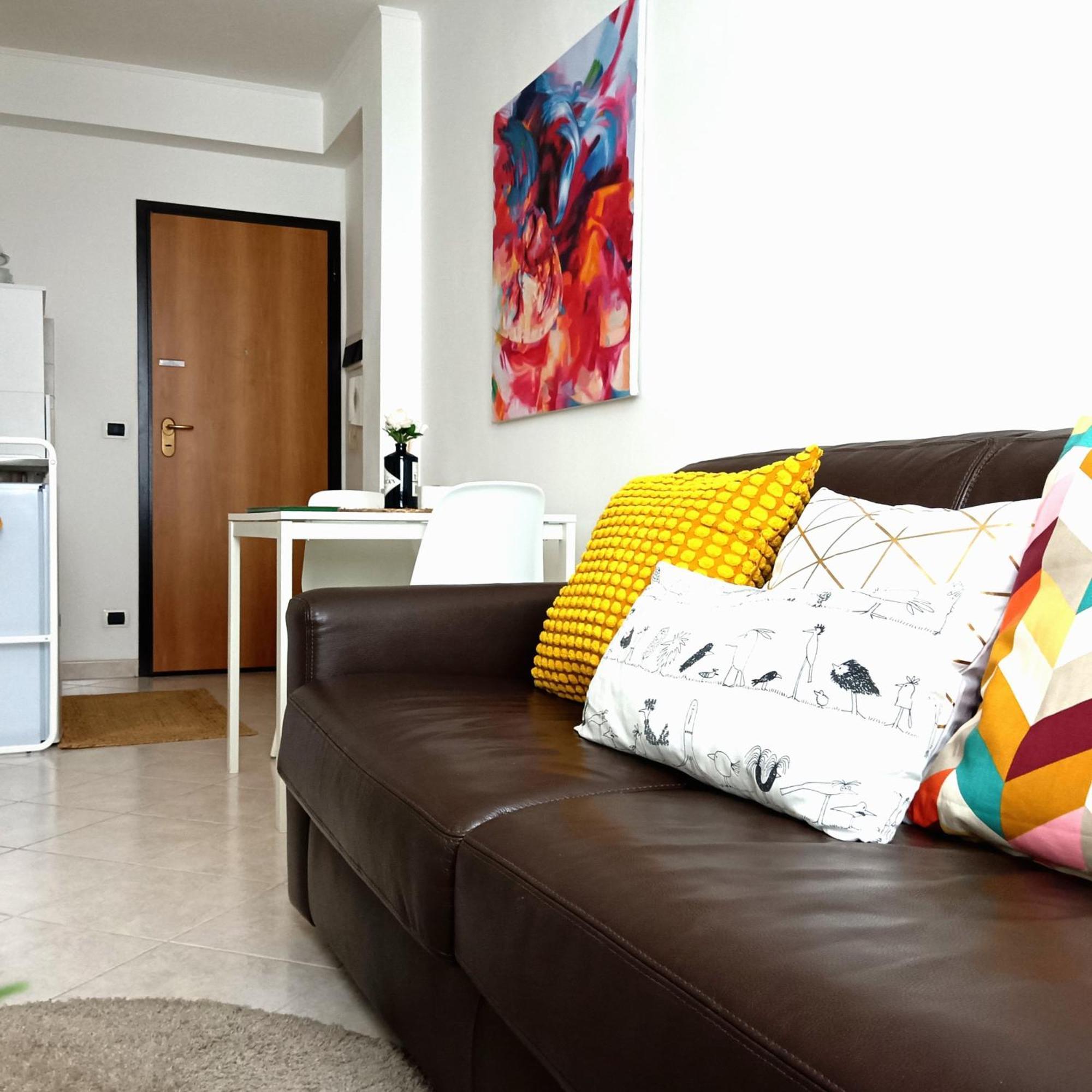Apartament A Casa Di Pizz - Bilocale Con Parcheggio Privato Savona Zewnętrze zdjęcie
